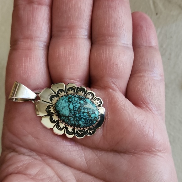 Stunning Vintage Native American Navajo Lander Blue Spiderweb Turquoise Pendant - Picture 7 of 11